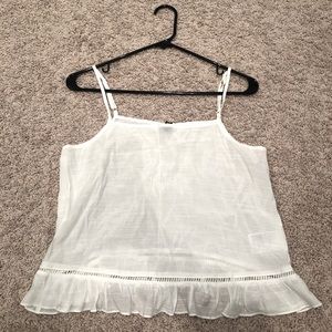 Cute white tank.